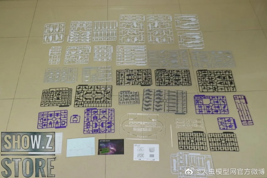 Moxin MG 1/100 XXXG-00W0 Wing Gundam Zero Purple Version Model Kits 9 Moxin MG 1/100 XXXG-00W0 Wing Gundam Zero Purple Version Model Kits - Image 7