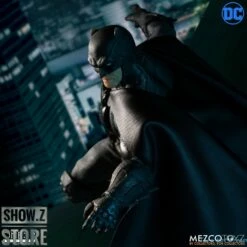 MEZCO Toyz DC Comics One:12 Collective Batman: Supreme Knight -Action Figures Store 14a9cc6c1c