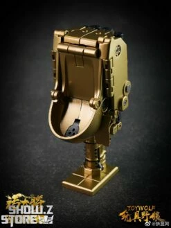 ToyWolf W-02G Water Man Golden VersionWolf W-02G Water Man Golden Version -Action Figures Store 15c7569df2