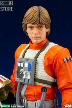 Sideshow & Kotobukiya ArtFx+ Luke Skywalker X-Wing Pilot -Action Figures Store 1a21a9d14e