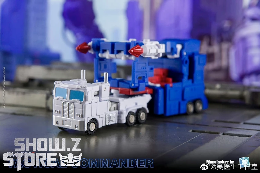Dr.Wu DW-E23T Tactical Commander Ultra Magnus Toy Color Version 4 Dr.Wu DW-E23T Tactical Commander Ultra Magnus Toy Color Version - Image 2