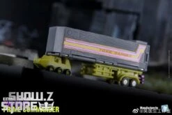 Dr.Wu DW-E04T Prime Commander Optimus Prime Toxitron Version W/ Trailer -Action Figures Store 1d9d2f1099