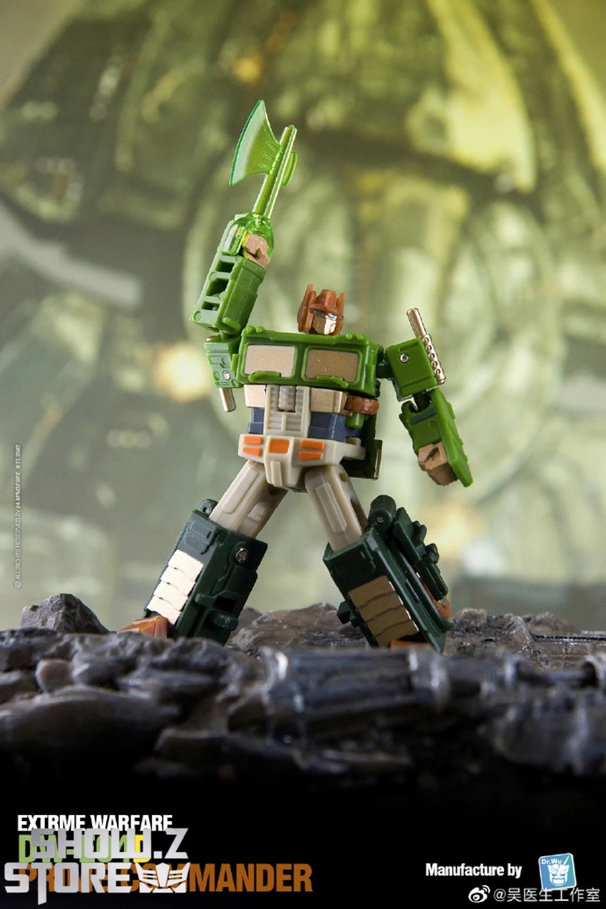 Dr.Wu DW-E04D Prime Commander Optimus Prime W/ Trailer 9 Dr.Wu DW-E04D Prime Commander Optimus Prime W/ Trailer - Image 7