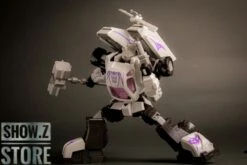 Flame Toys Furai Model Bug Bite Model Kit -Action Figures Store 469652235b