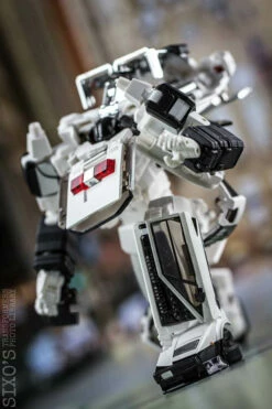 Takara MP-42 Masterpiece Cordon Diaclone Sunstreaker -Action Figures Store 6af351c18f