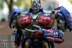 Unique Toys R-02 Challenger Optimus Prime 2nd Edition -Action Figures Store 7b6cc56b7d