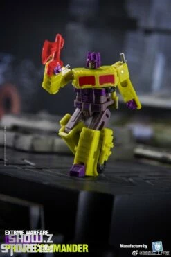 Dr.Wu DW-E04T Prime Commander Optimus Prime Toxitron Version W/ Trailer -Action Figures Store 7d636102d8