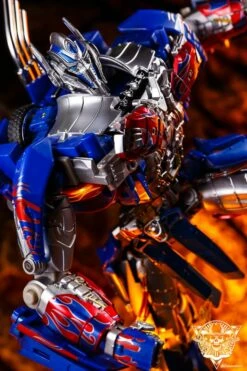 AlienAttack Toys AAT A-01CC Optimus Prime -Action Figures Store 834b3daf5c