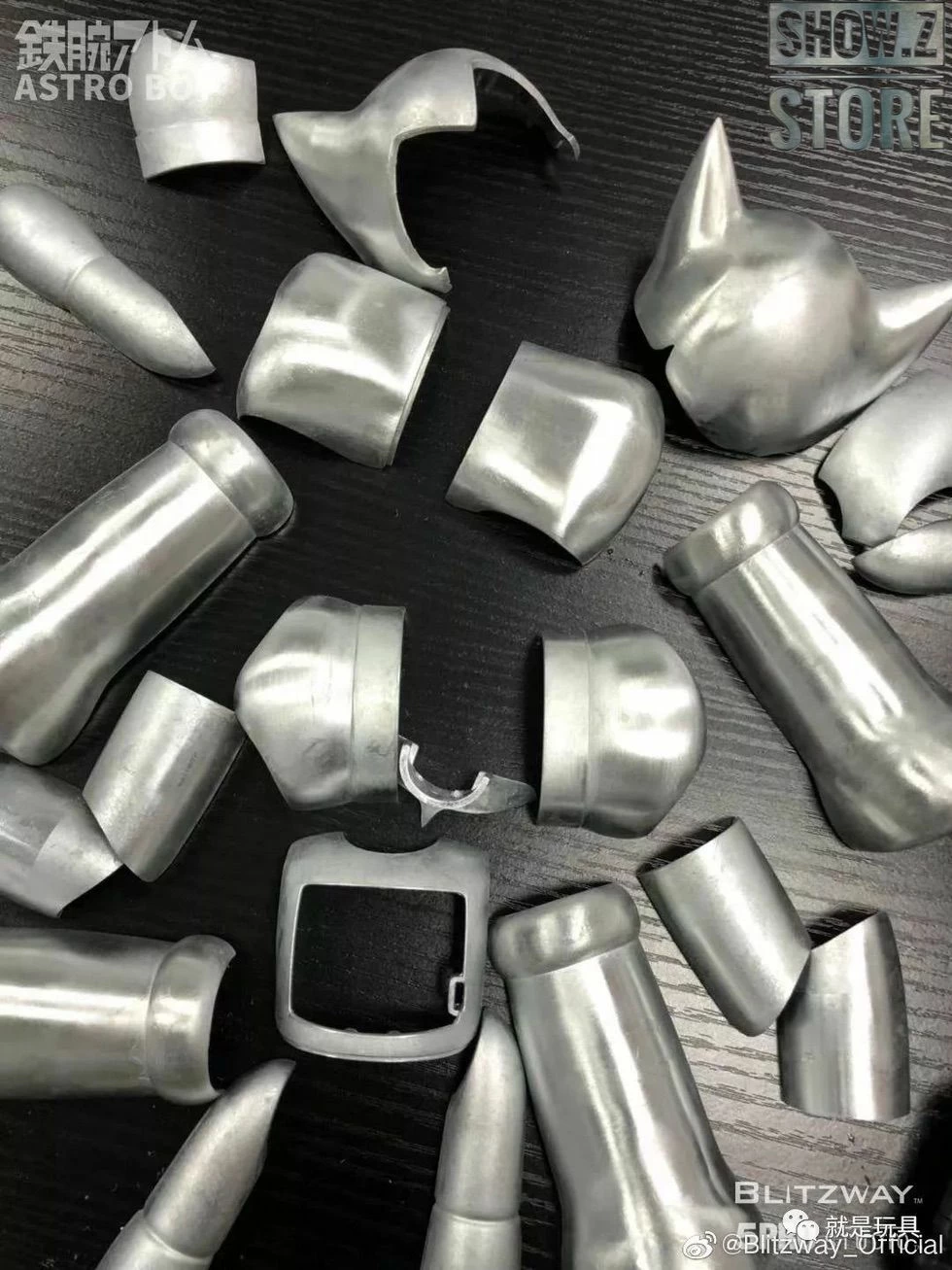 Blitzway BW-NS 50101 Astro Boy Anime Statue Deluxe Version 5 Blitzway BW-NS 50101 Astro Boy Anime Statue Deluxe Version - Image 3