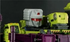 Generation Toy GT-09 Upgrade Kit For GT-06 Devastator -Action Figures Store 96c4f17a16