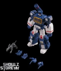 Flame Toys Furai Model Soundwave Model Kit -Action Figures Store 9c36bba1e5
