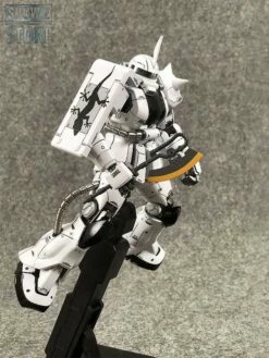 Metal Soldier MS 1/100 MS-06J MS06J Zaku II White Ogre Gundam Mobile Suit -Action Figures Store a03f5516f9