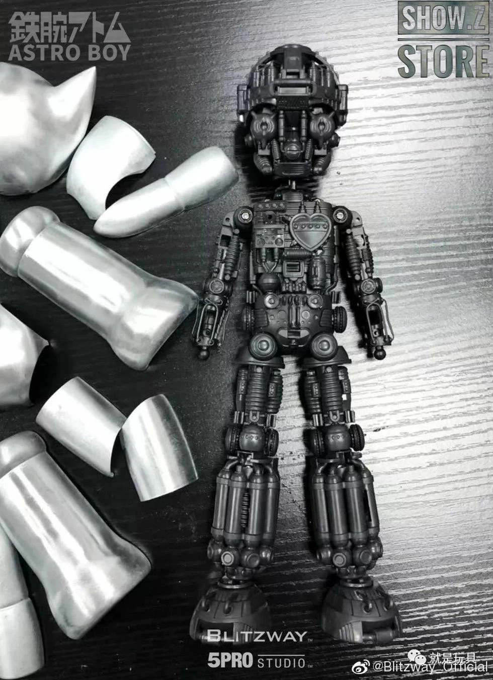 Blitzway BW-NS 50101 Astro Boy Anime Statue Deluxe Version 6 Blitzway BW-NS 50101 Astro Boy Anime Statue Deluxe Version - Image 4