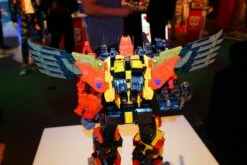Hasbro POTP Titan Class Predaking Feral Rex Set Of 5 Figures -Action Figures Store abad167657