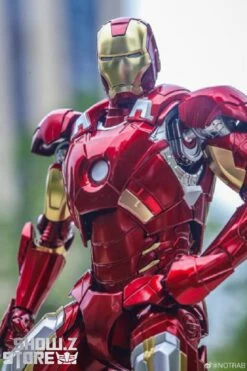 Eastern Model 1/9 Iron Man Mark 7 Model Kit -Action Figures Store d87592b1a7