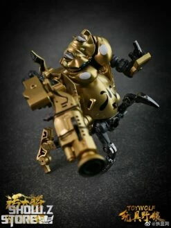ToyWolf W-02G Water Man Golden VersionWolf W-02G Water Man Golden Version -Action Figures Store e1a6935b2c