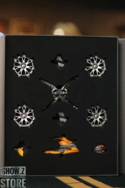 Comicave Studios 1/22 Bumblebee -Action Figures Store f5037fceb3