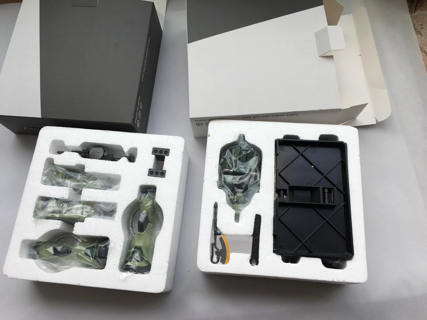 Metal Soldier 1/100 MS01 ZAKUII MS-01 MS-06 ZAKU2 Green Chogokin Metal Build 5 Metal Soldier 1/100 MS01 ZAKUII MS-01 MS-06 ZAKU2 Green Chogokin Metal Build - Image 3