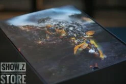 Comicave Studios 1/22 Bumblebee -Action Figures Store fa5f740acd